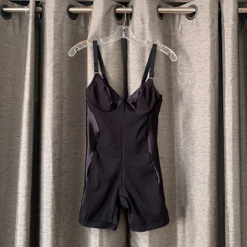 Black Smoothies shapewear 34B